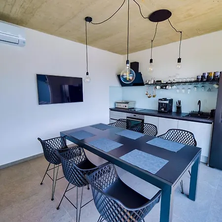 Design Valinka 4* Golaš